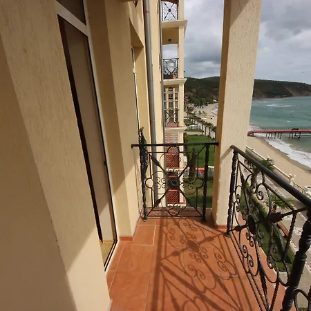 Menada Andalusia Apartament Elenite