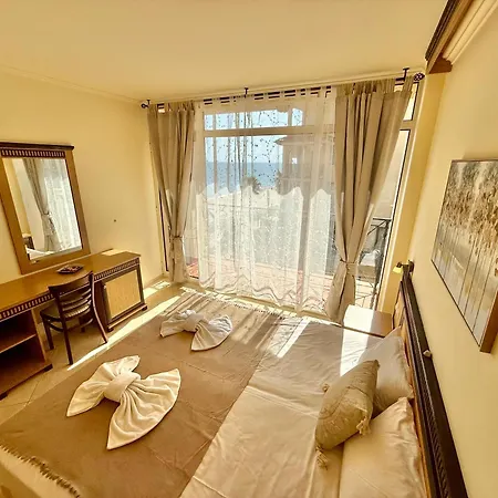 Menada Andalusia Apartment Elenite
