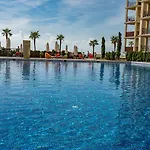 Menada Andalusia Апартаменты