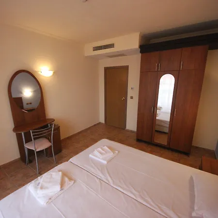 Menada Andalusia * Елените