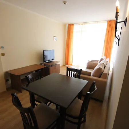 Menada Andalusia Apartamento Elenite