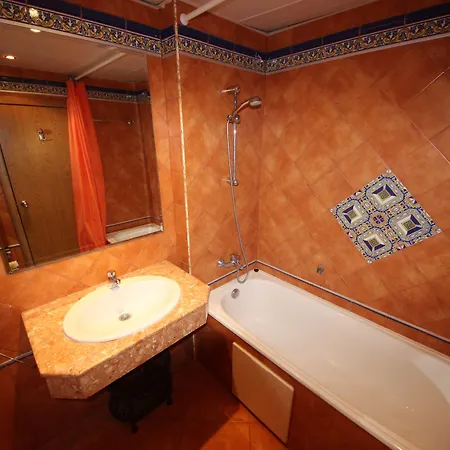 Menada Andalusia דירה *