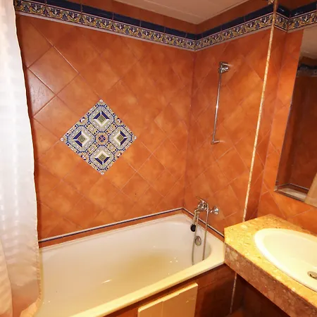 Menada Andalusia דירה