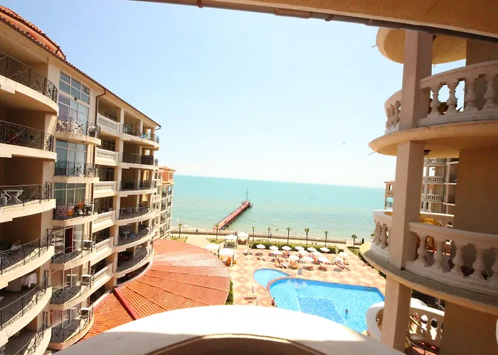 Menada Andalusia * Elenite