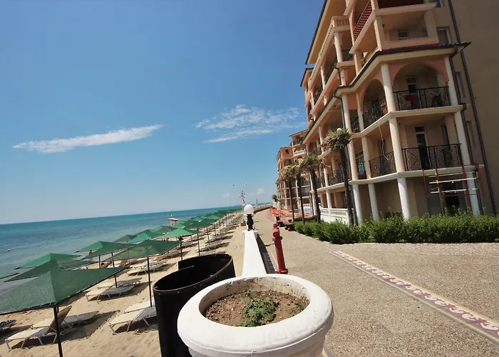 Menada Andalusia Elenite